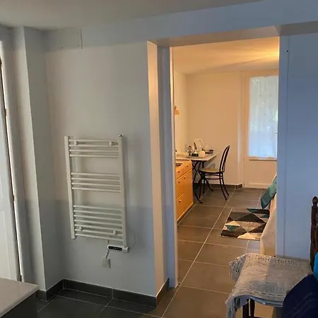 Helen's לינה וארוחת בוקר