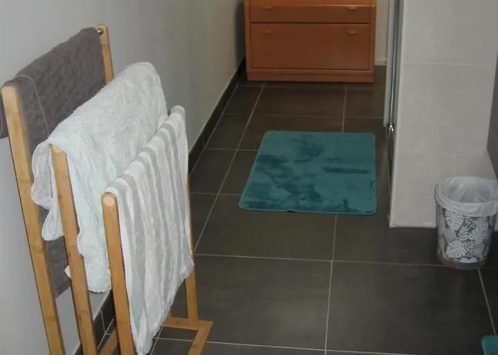 Helen's לינה וארוחת בוקר ברגרק