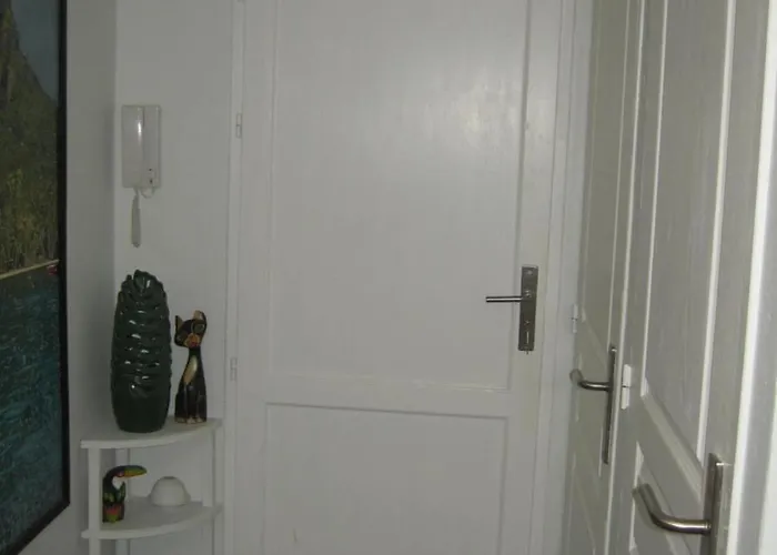 Helen's לינה וארוחת בוקר ברגרק