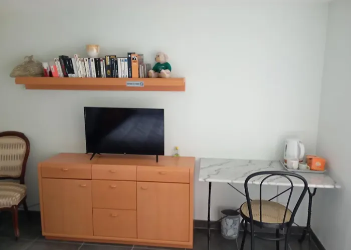 Helen's 3* ברגרק